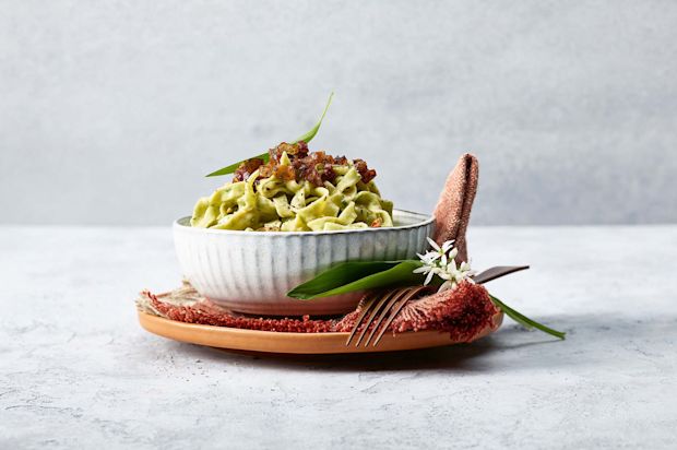 Bärlauchnudeln Carbonara