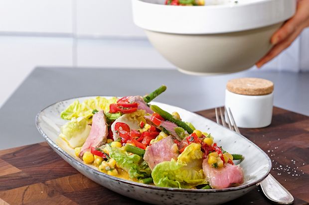 Roastbeef-Salat mit Chili-Senf-Dressing