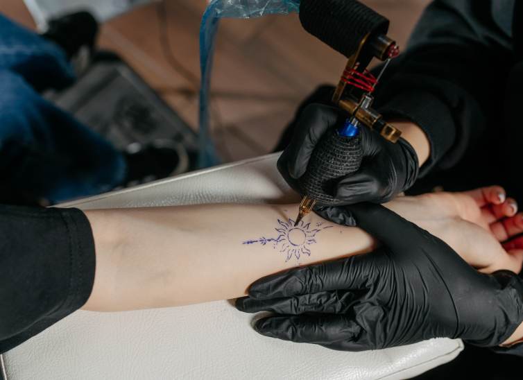 ComoCuidarUnTatuajeRecienHecho --inkafarma-blog-body-2