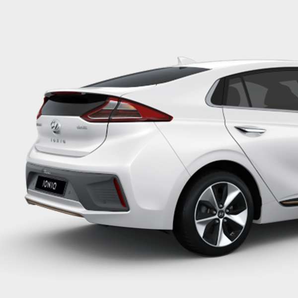 Ioniq electric 0011 polar white 03