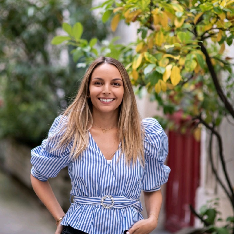 Charlotte, cliente Stockoss, Au Féminin