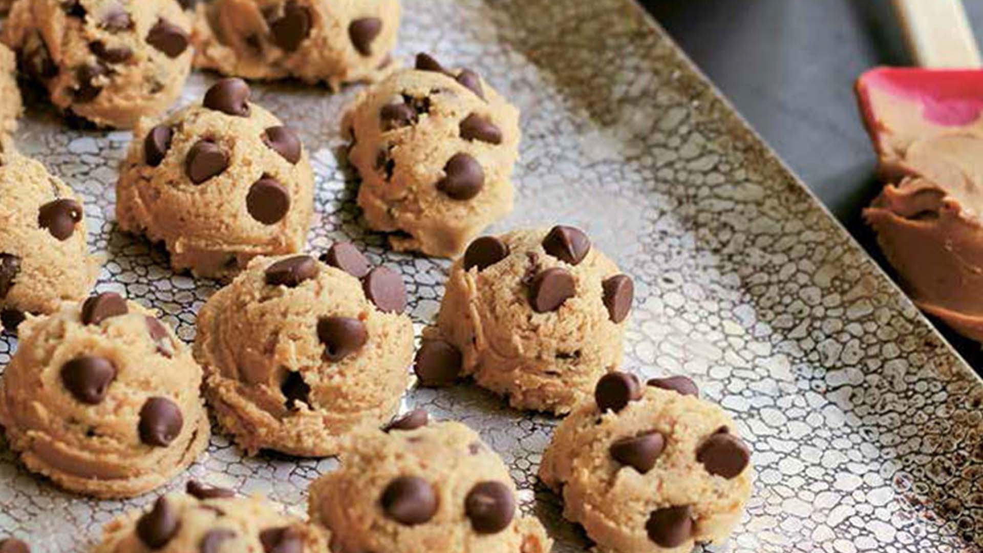 biscoffbook1FEATUREDIMAGE