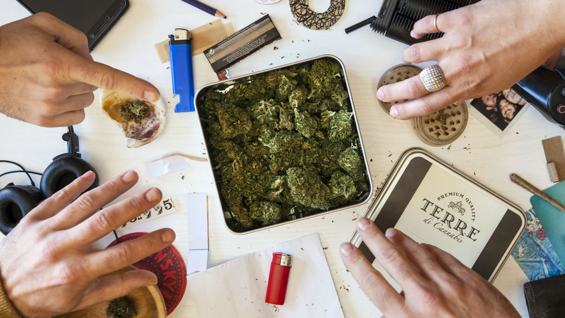 cannabis44FEATUREDIMAGE