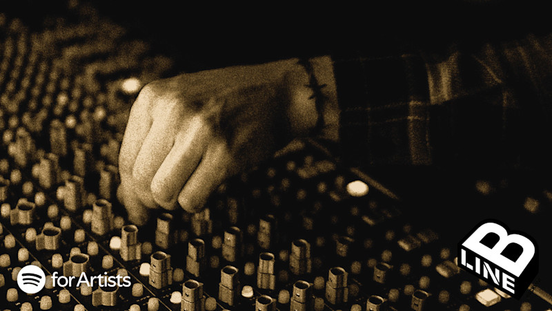 Toegang krijgen tot de vertrouwelijke ondersteuningslijn van B-LINE (24/7) en aanvullende zorgopties