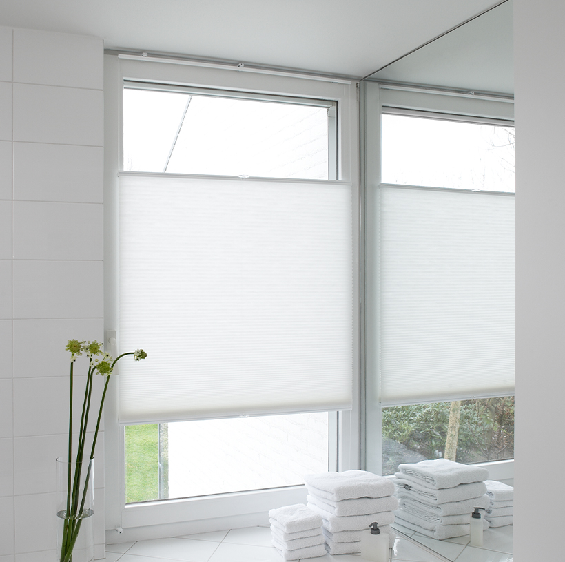 Semi transparante plisse