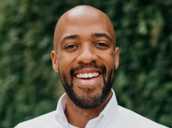 Headshot of Mandela Barnes