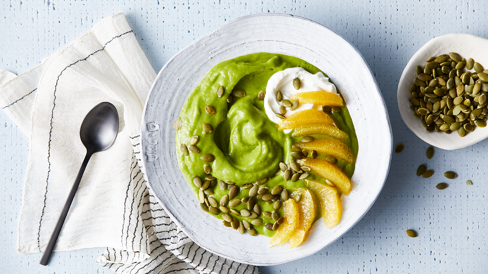 Green Citrus Smoothie Bowl