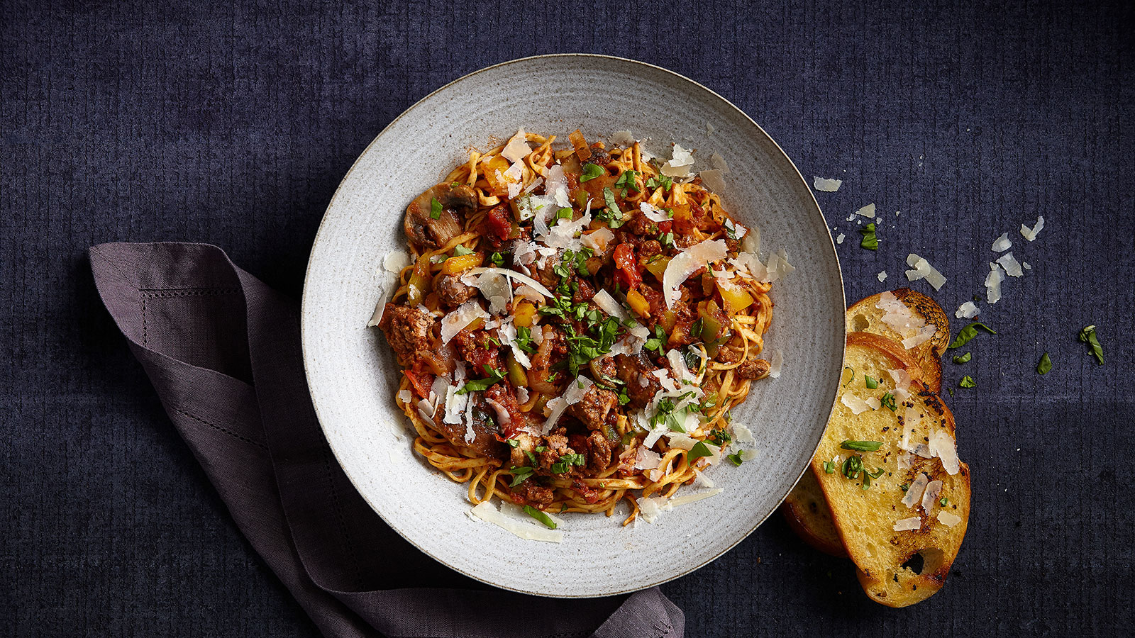 Linguini-with-Bolognese-Sauce-recipe