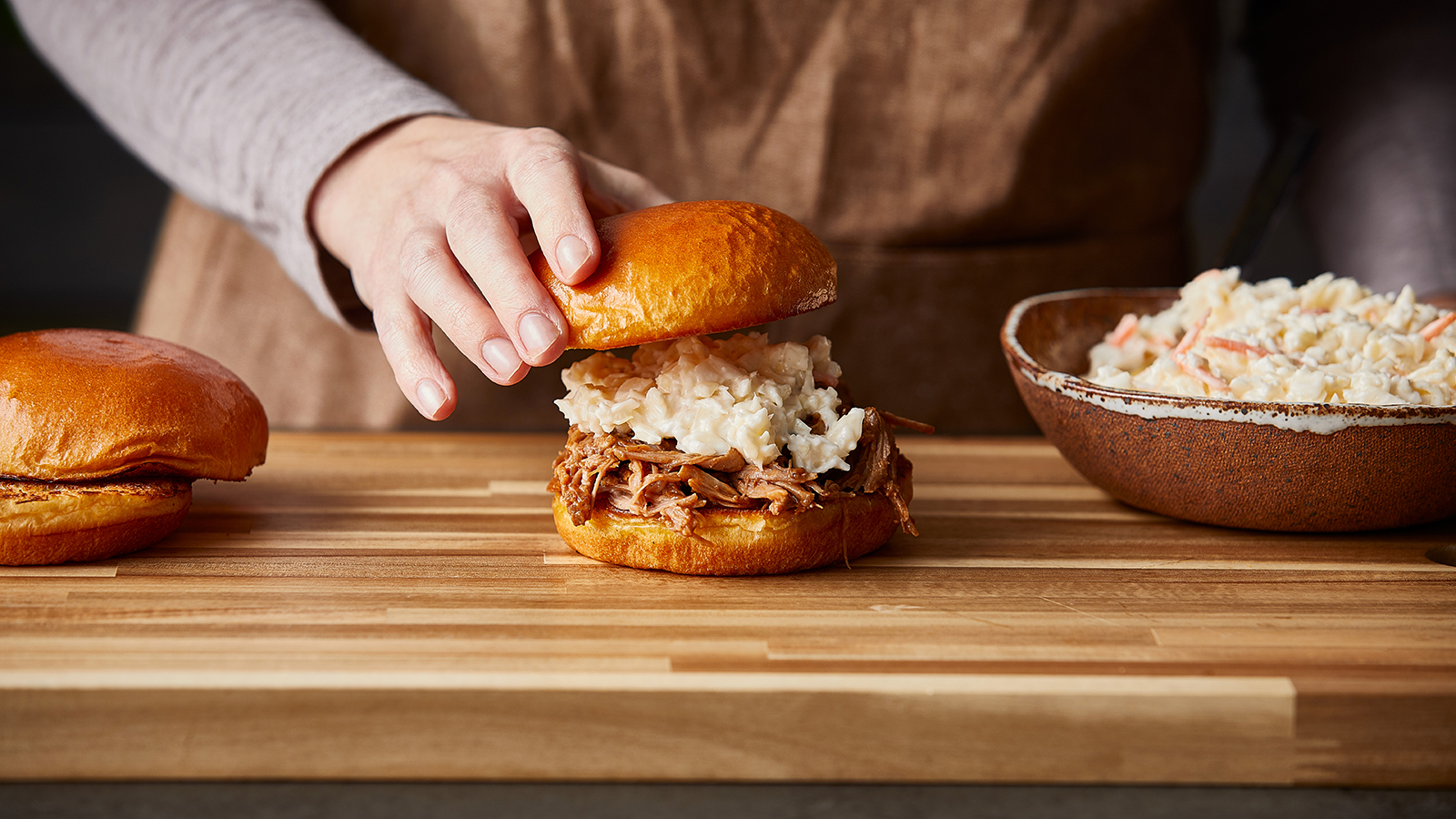 serve bbq on buns