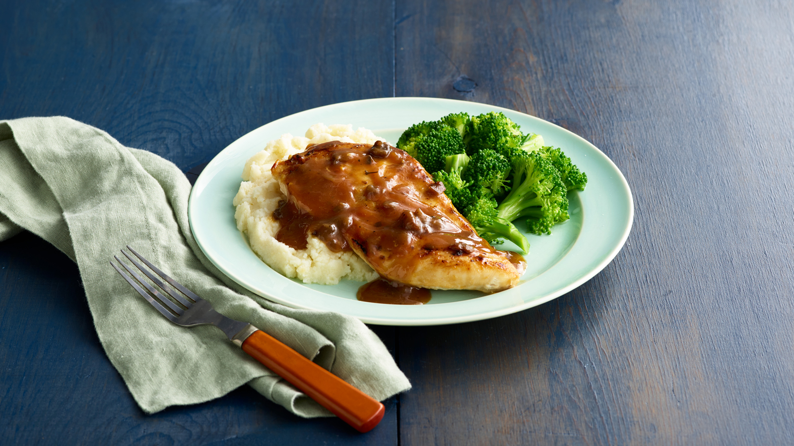 Chicken Marsala with Broccoli & Homestyle Mashed Potatoes