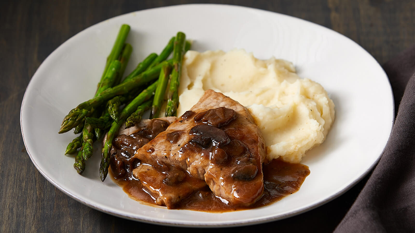 Veal Marsala with Homestyle Mashed Potatoes and Asparagus