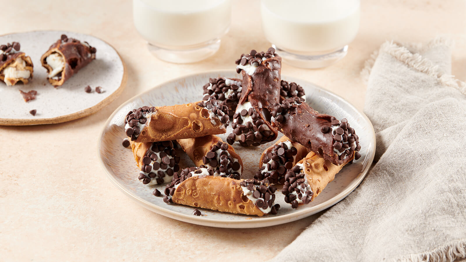 Mini Cannoli Platter