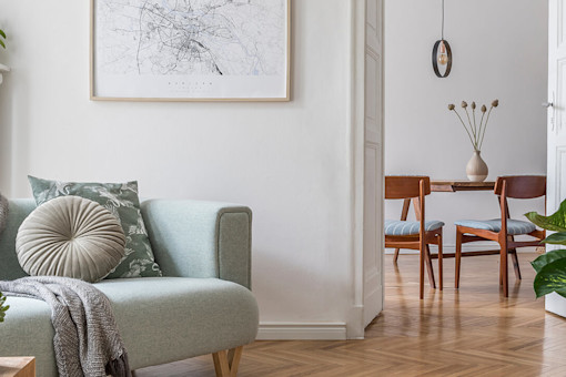 Does landlord property insurance cover contents?