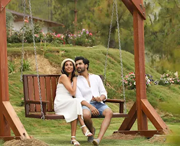 Uncover romantic charm in Pushkar with TravelTaxi - A unique blend of spirituality and serenity for honeymooners in Rajasthan.