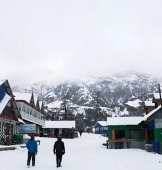Embark on a thrilling adventure in Manali with TravelTaxi, the adventure capital of Himachal Pradesh.