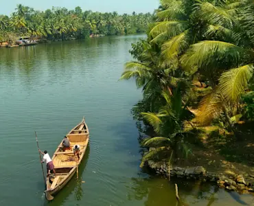 Discover the colonial charm of Fort Kochi with TravelTaxi's guided tours in Kerala's historical hub.