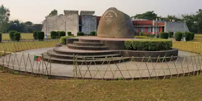 Explore Chandigarh: Affordable Taxi Services by TravelTaxi