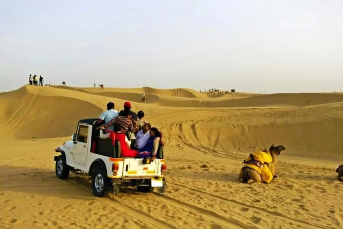 Explore the majestic Jaisalmer Fort with TravelTaxi - A living fort with stunning architecture and rich history.