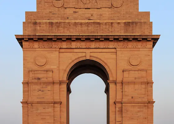 Uncover the secrets of Salimgarh Fort with TravelTaxi's expert-guided tours in Delhi.