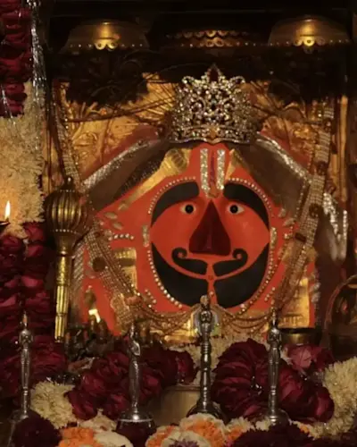 Explore the architectural beauty of Salasar Balaji Temple with TravelTaxi's guided tours in Rajasthan.
