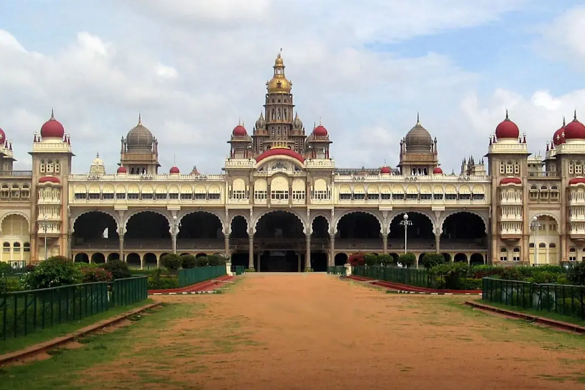 Experience the grandeur of Mysore Palace with TravelTaxi's guided royal tours in Karnataka, India.