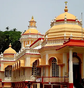 Seek blessings at Brahma Temple, Pushkar with TravelTaxi - One of the few temples worldwide dedicated to Lord Brahma.
