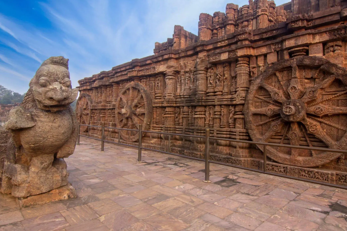 Discover the architectural wonders of Konark Sun Temple with TravelTaxi's guided tours in Odisha.