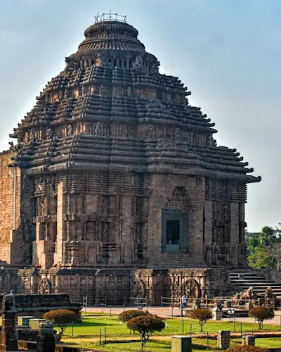 Experience the tribal heritage of Odisha with TravelTaxi's guided tours to the tribal villages.
