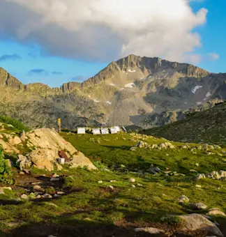 pexels-delcho-dichev-114220-5127679 (1)Unwind at the scenic Sajjangarh Hill Station in Udaipur with TravelTaxi - Home to the majestic Monsoon Palace and lush forests.