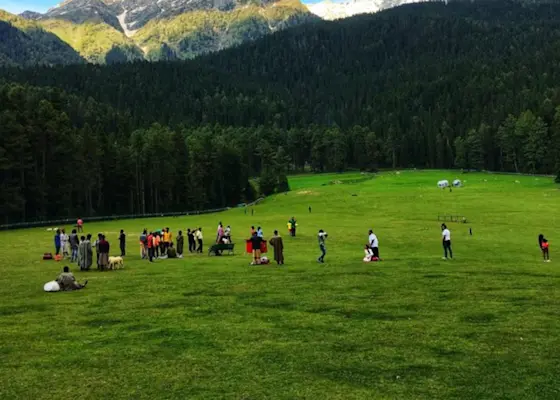 Explore scenic Chandanwari with TravelTaxi's guided tours from Pahalgam, Kashmir.