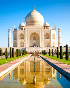 Witness Agra's vibrant festivals with TravelTaxi - The colorful Taj Mahotsav.