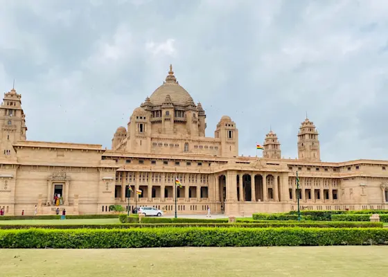 Umaid Bhawan Palace, a magnificent heritage hotel in Jodhpur - Let TravelTaxi arrange your luxurious stay.