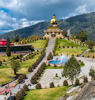 Discover the cultural heritage of Pasighat with TravelTaxi's guided tours in Arunachal Pradesh.