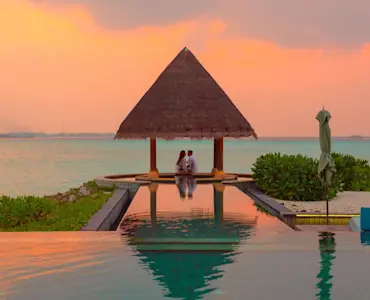 honeymoon (6)Indulge in romantic luxury with TravelTaxi - Overwater villa stays in the Caribbean.