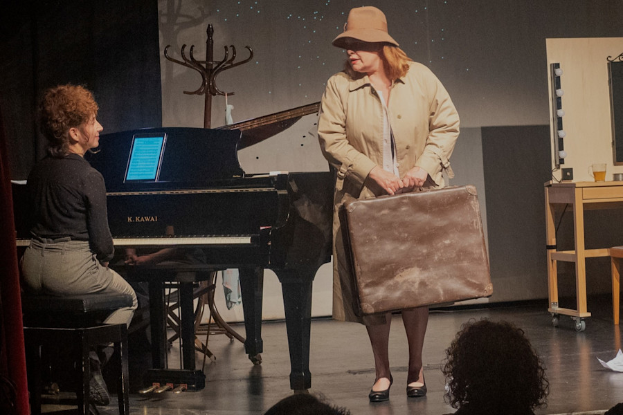 theater bouwkunde Lola Blau
