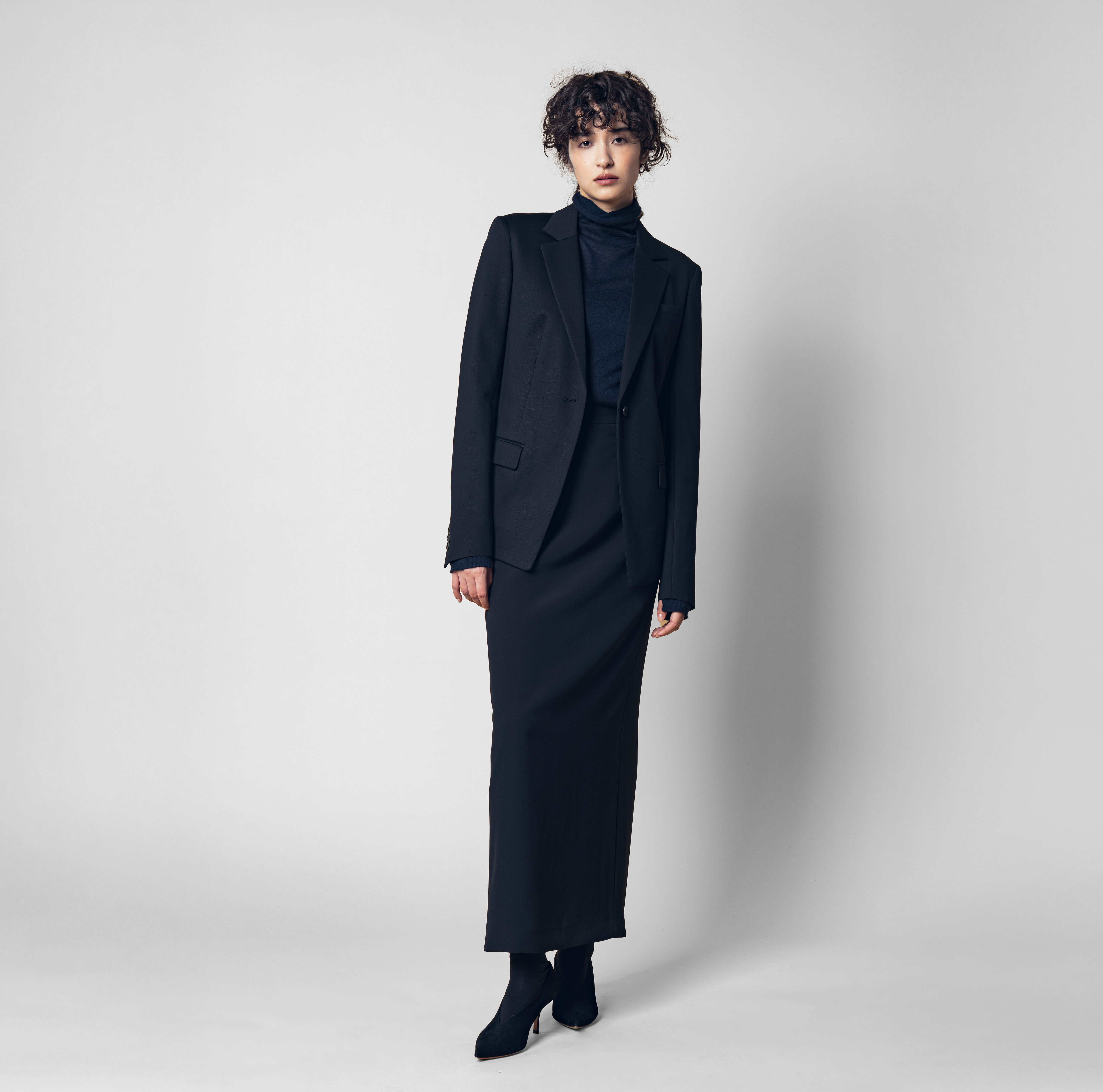 20260129_ウィメンズロング丈スカートスーツ