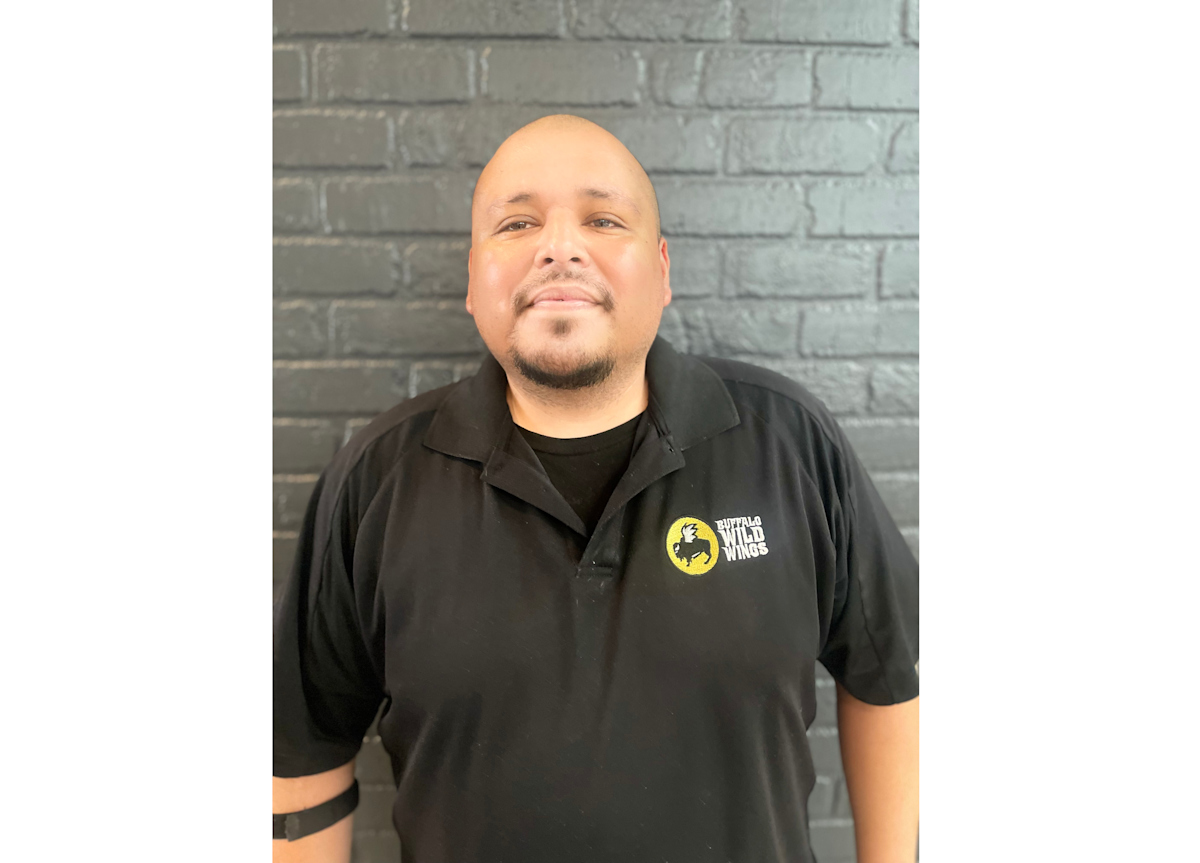 Erik Chavarria Headshot