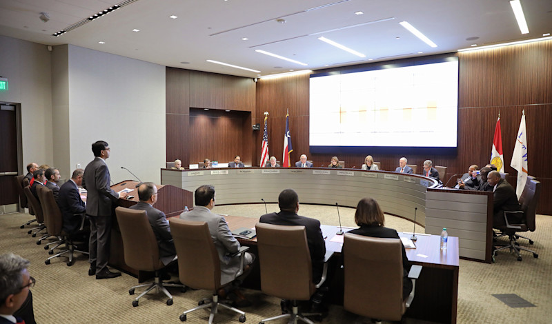 Airport Board 003