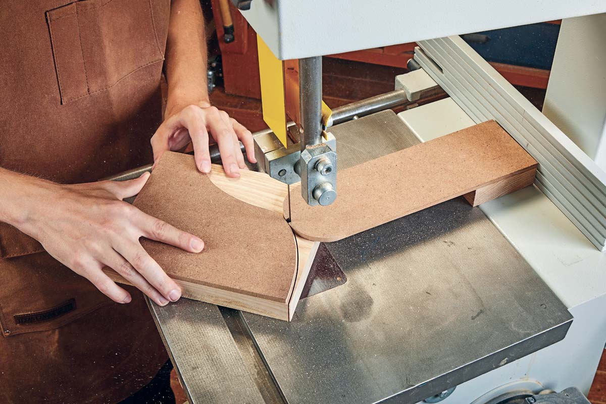 using rub block with band saw