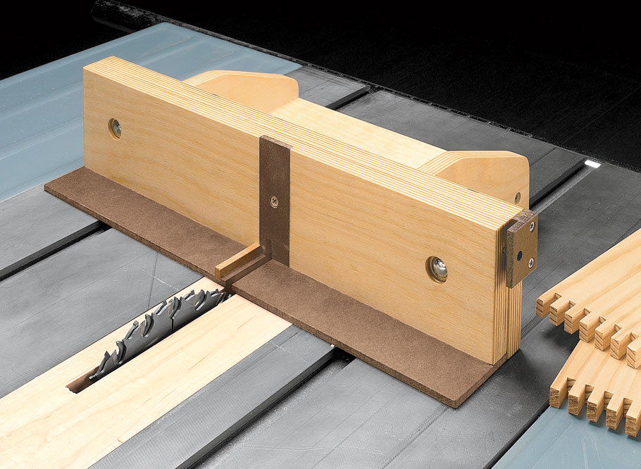 adjustable box joint jig
