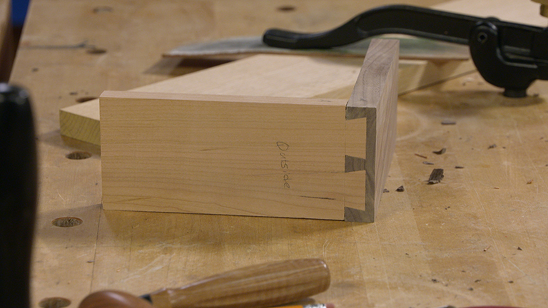 How to Cut Half-Blind Dovetails