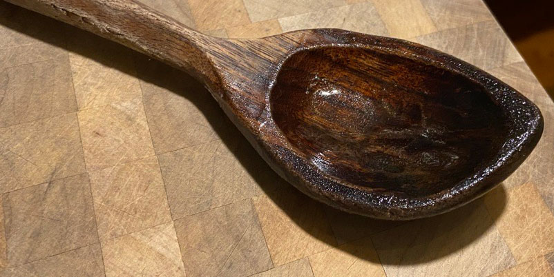 Cooking spoon before fixing