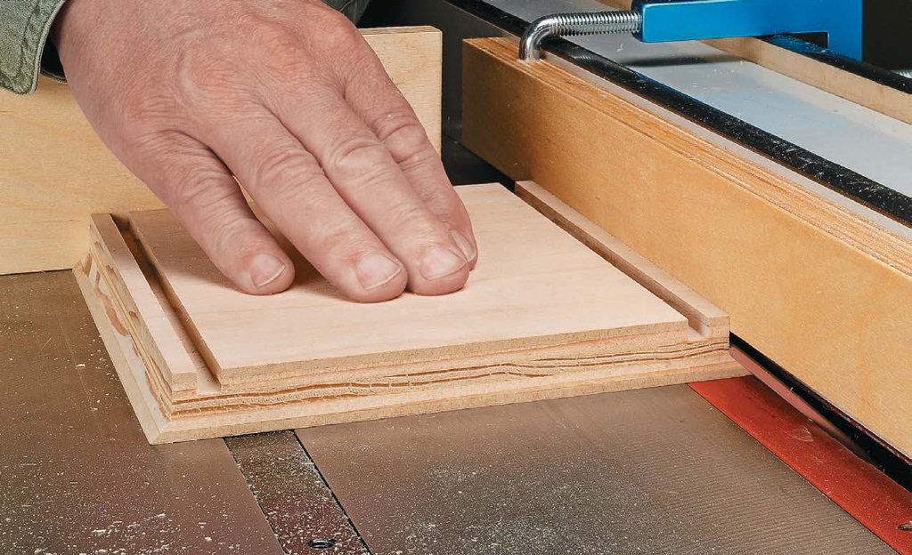 Table Saw Locking Miter Joint