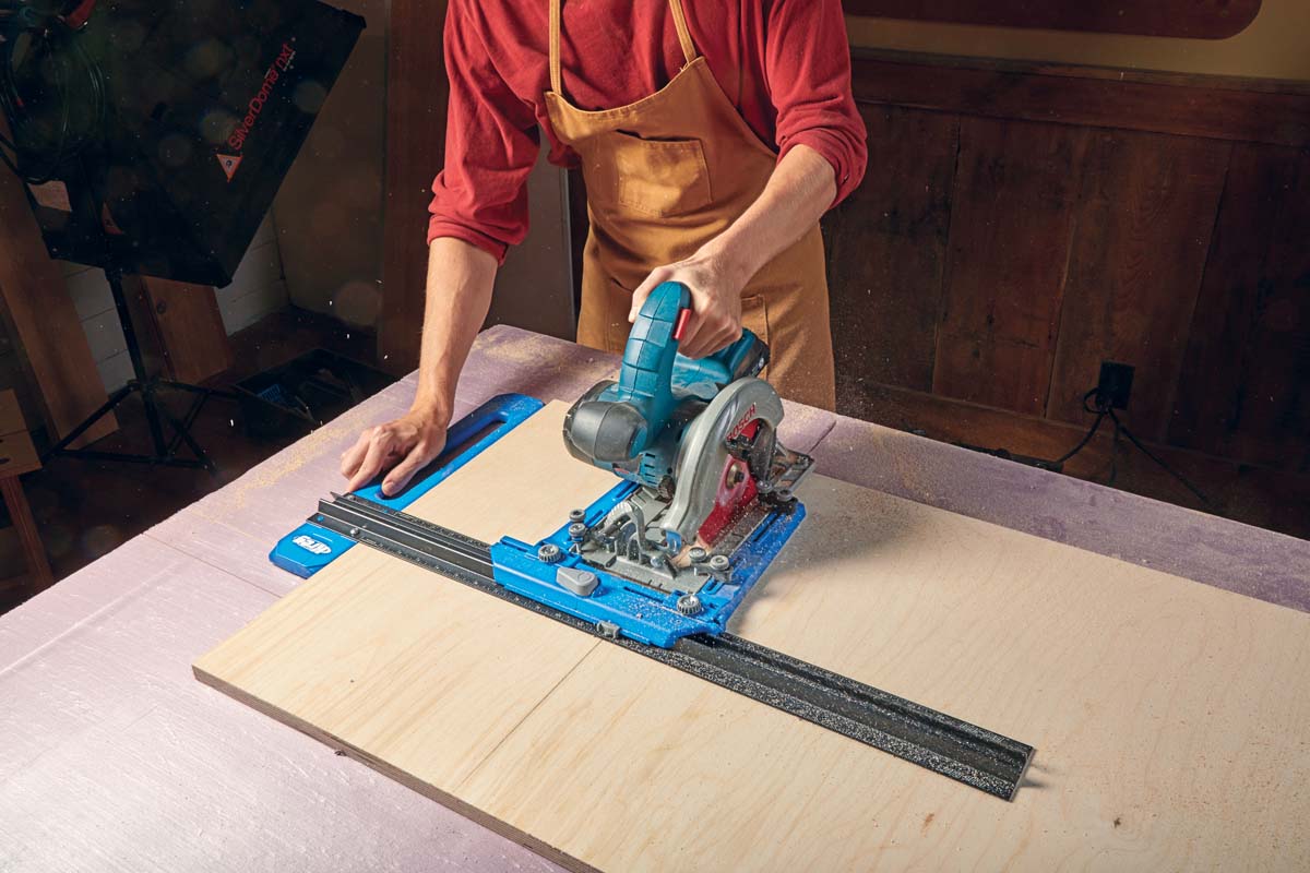 image of how to use edge guide of the Kreg rip cut guide