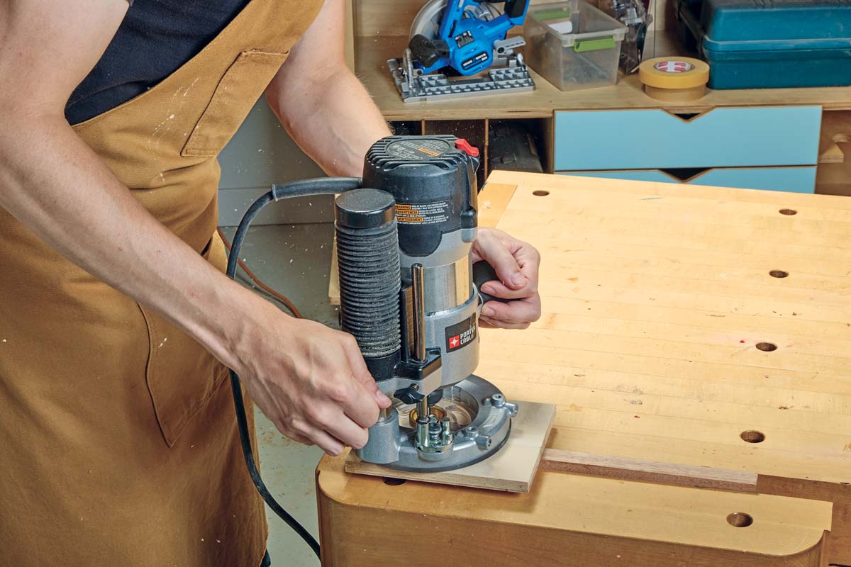 using hand held router with router mortise jig