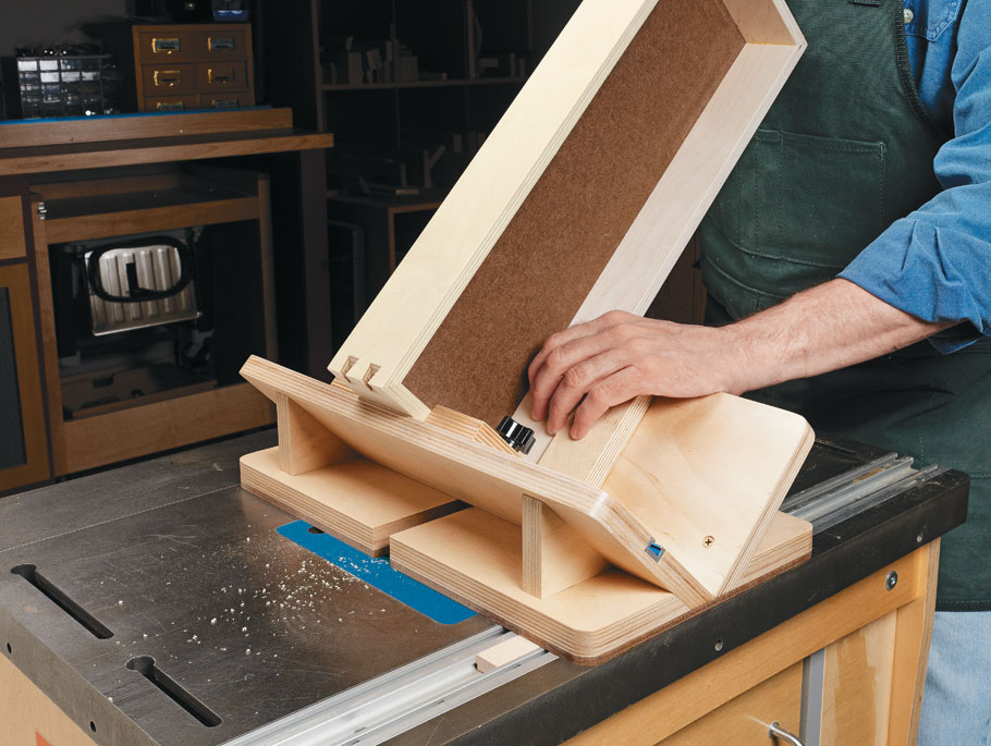 router table dovetail key jig