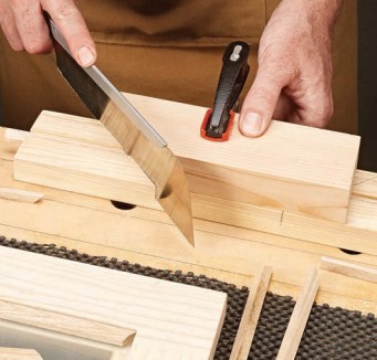 five-minute-miter-box