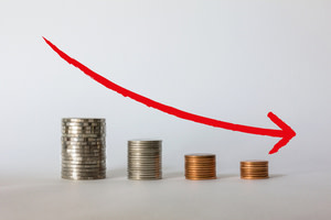 Stacks of coins decreasing in height