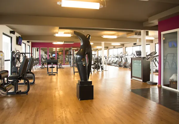 Sports & Health Club The Challenge