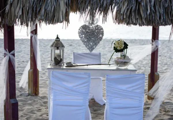 CC All about Happiness Curacao